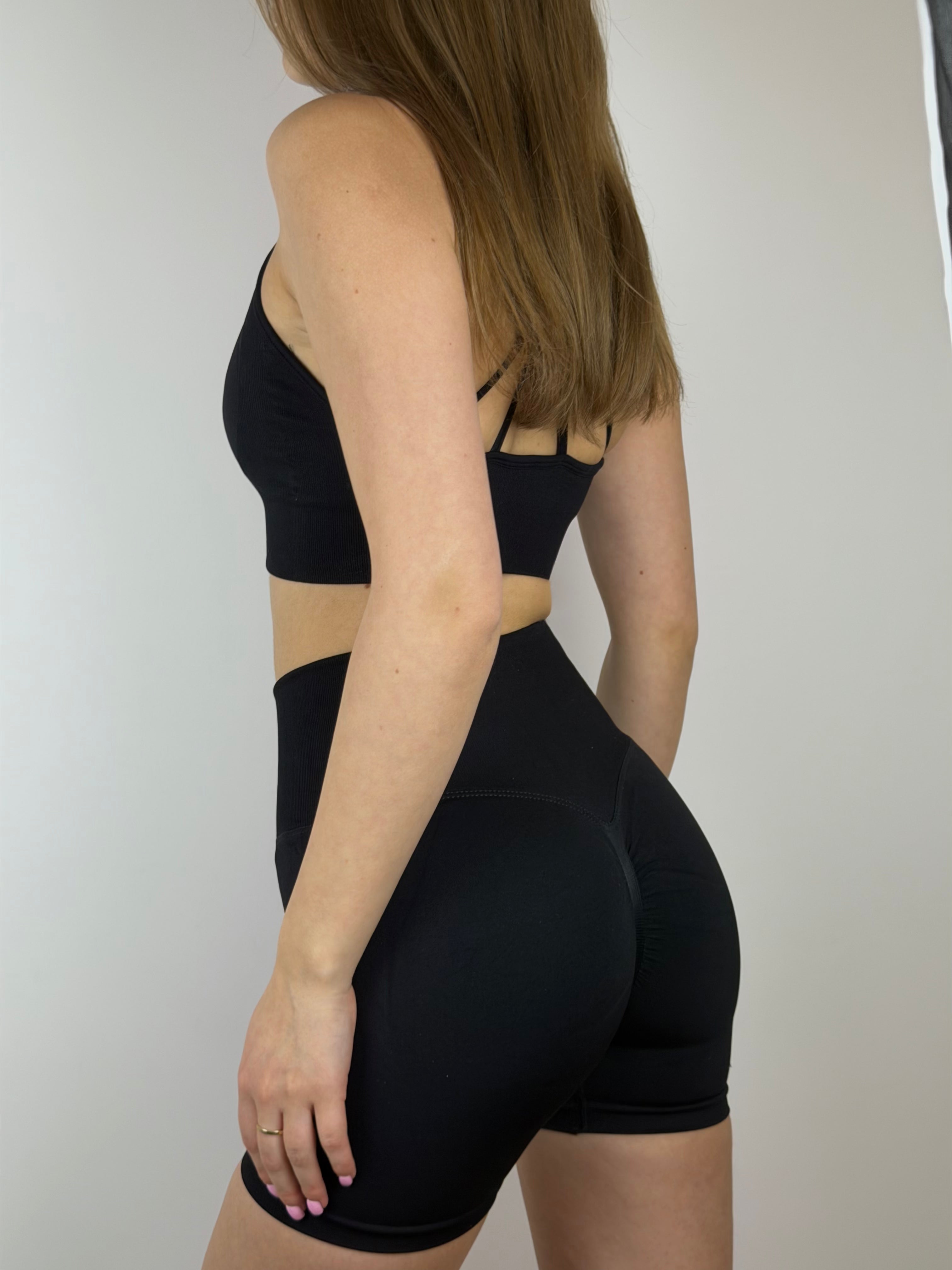 Zestaw sportowy ze stanikiem czarny